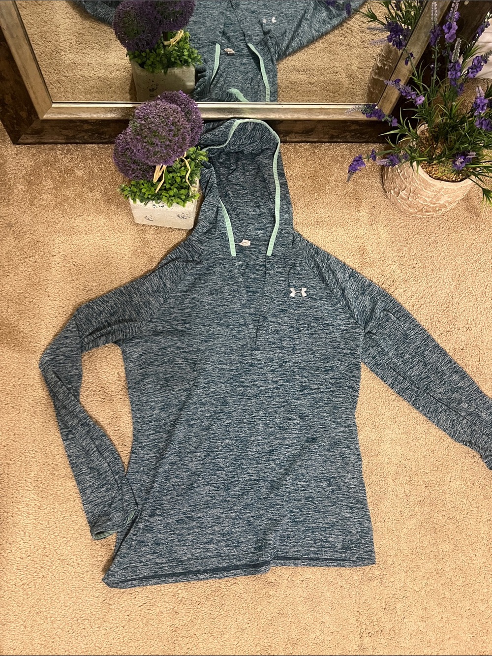 4 pieces Under Armour BUNDLE